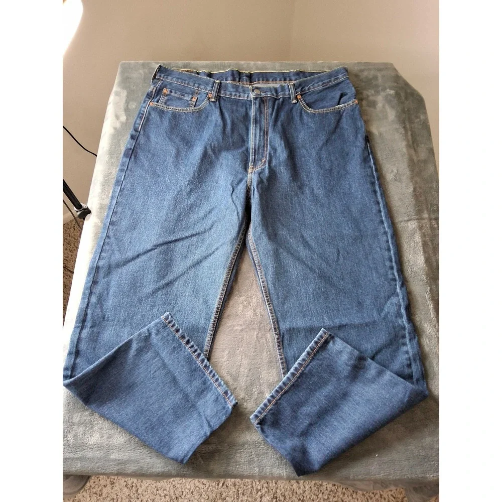 Levis 550 Relaxed Fit Tapered Leg Jeans Mens 42x30 Medium Wash Blue Denim